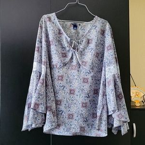 Venezia jeans angel flare sleeve paisley shirt, size 14/16